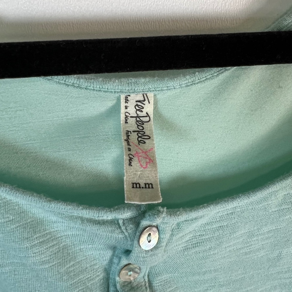 Free People Seafoam Green Mint Embroidered Henley Short Sleeve Top Medium Boho - Picture 4 of 7